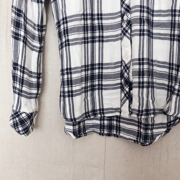 Rails Hunter Flannel Button Down Black White Plaid - Picture 3 of 5